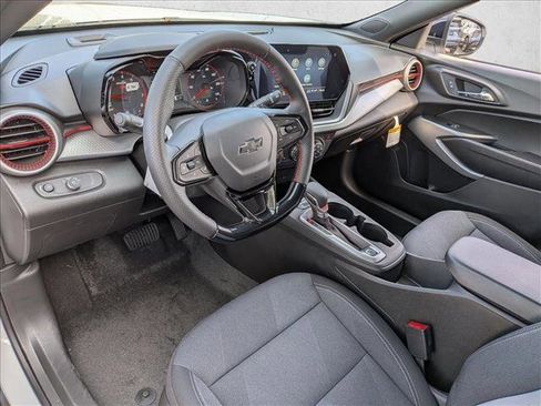 New 2026 Chevrolet Trax RS w/ Driver Confidence Package image 3