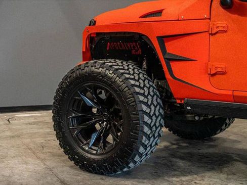 Used 2023 Jeep Gladiator Sport image 19