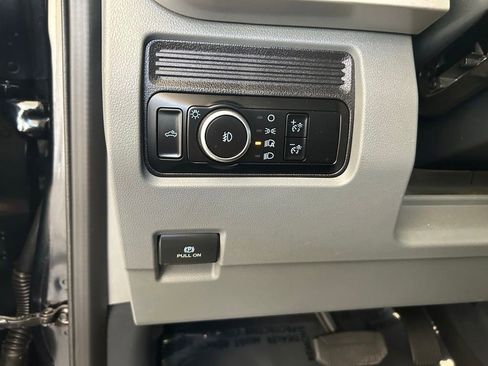 Used 2025 Ford F350 XLT AWD/4WD image 42