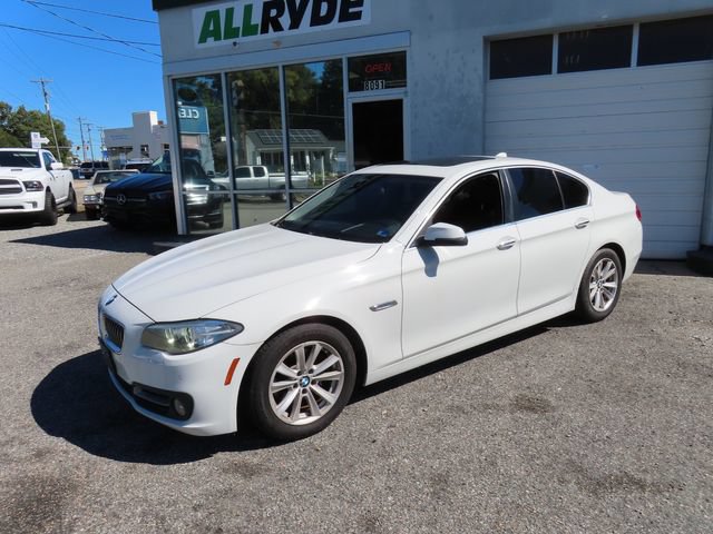 Used 2015 BMW 528i Sedan RWD image 1