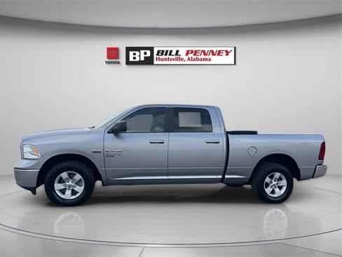 Used 2021 RAM 1500 Classic SLT image 2