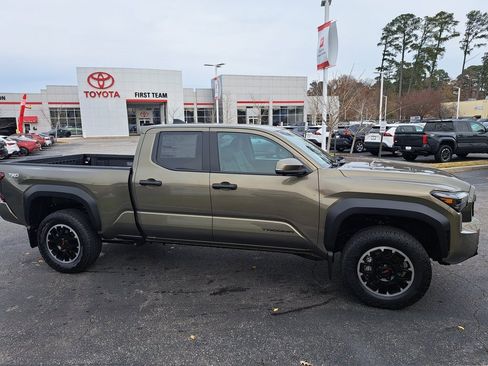 New 2026 Toyota Tacoma TRD Off-Road image 5