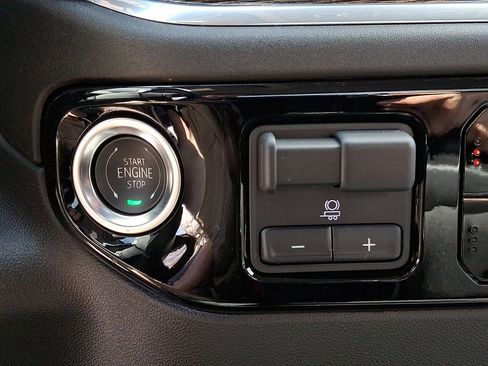 New 2025 GMC Sierra 2500 SLE w/ SLE Convenience Package image 20