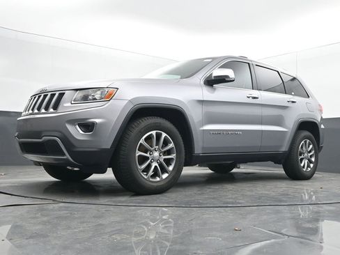 Used 2014 Jeep Grand Cherokee Limited w/ Trailer Tow Group IV image 26