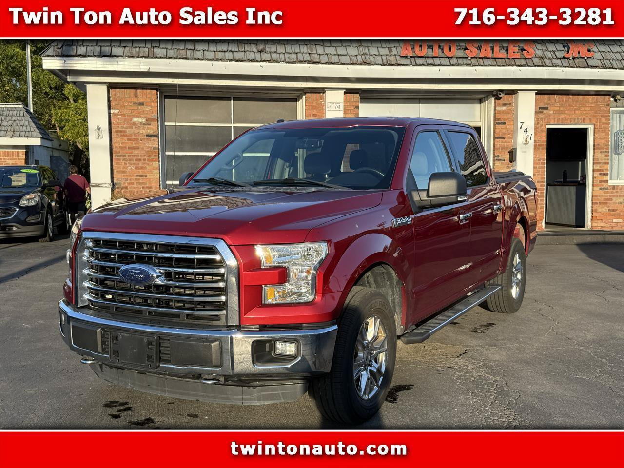 Used 2015 Ford F150 XLT w/ Equipment Group 302A Luxury AWD/4WD image 1