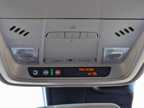 Used 2023 Cadillac XT4 Luxury image 29