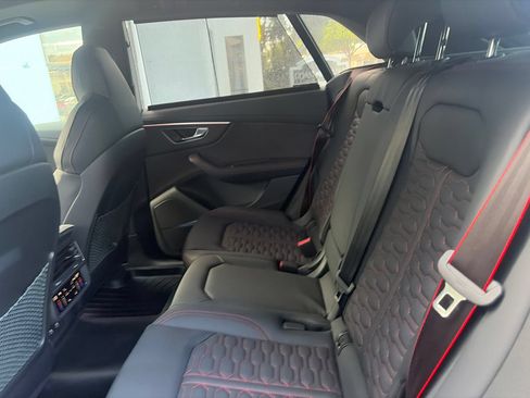 Used 2024 Audi RS Q8 AWD/4WD image 9