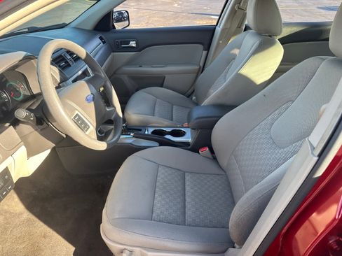 Used 2010 Ford Fusion SE image 24