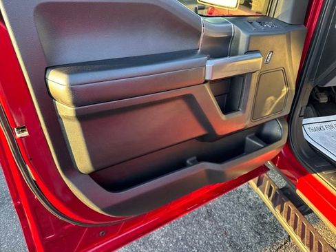 Used 2016 Ford F150 XLT w/ Equipment Group 302A Luxury image 10