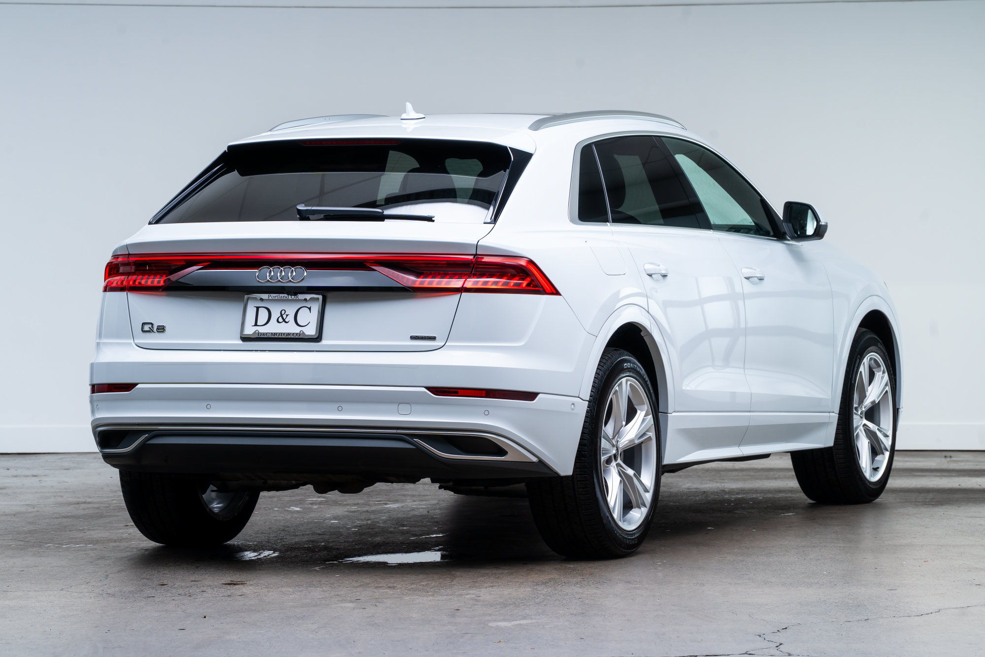 Used 2021 Audi Q8 Premium Plus AWD/4WD image 7