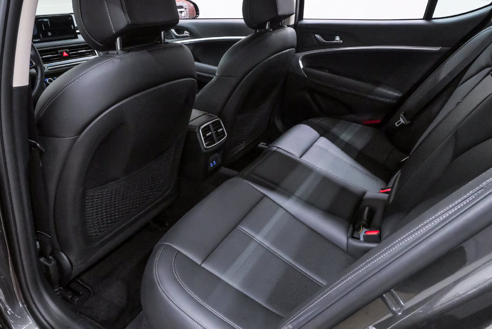 Certified 2026 Genesis G70 2.5T AWD/4WD image 10
