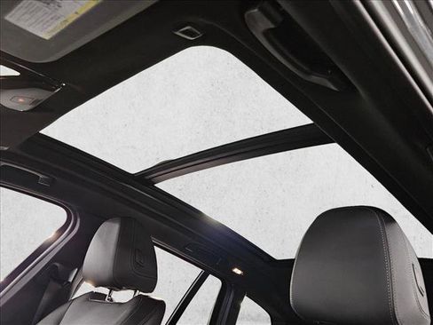 Used 2023 BMW X3 sDrive30i w/ Premium Package image 16