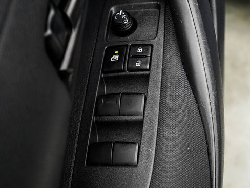 Used 2024 Toyota Corolla LE image 27