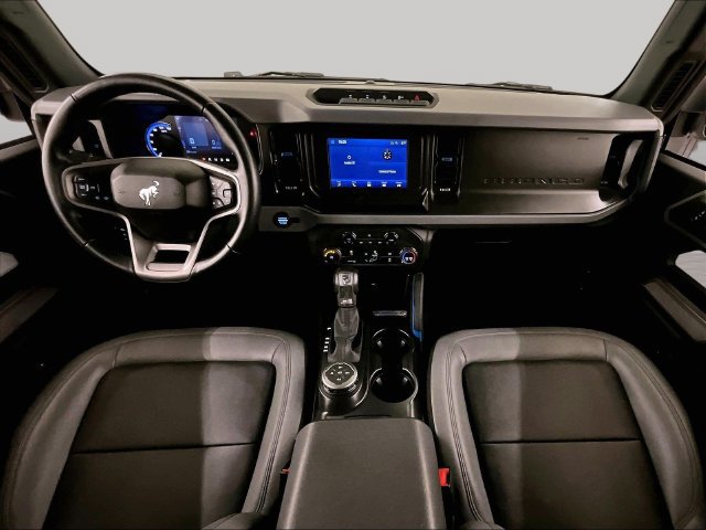 Used 2023 Ford Bronco Black Diamond w/ Sasquatch Package AWD/4WD image 14