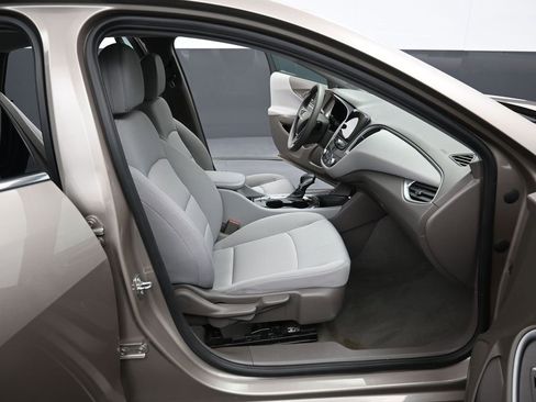 Used 2022 Chevrolet Malibu LS w/ Driver Confidence Package II image 33