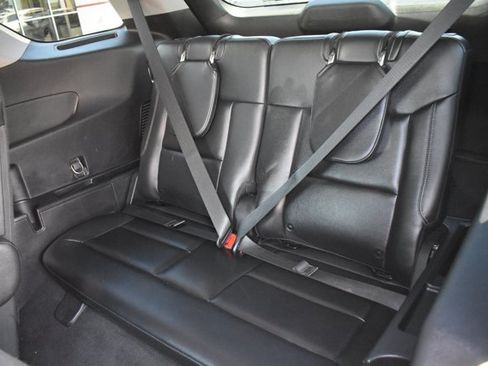 Used 2022 Ford Explorer Limited RWD image 16