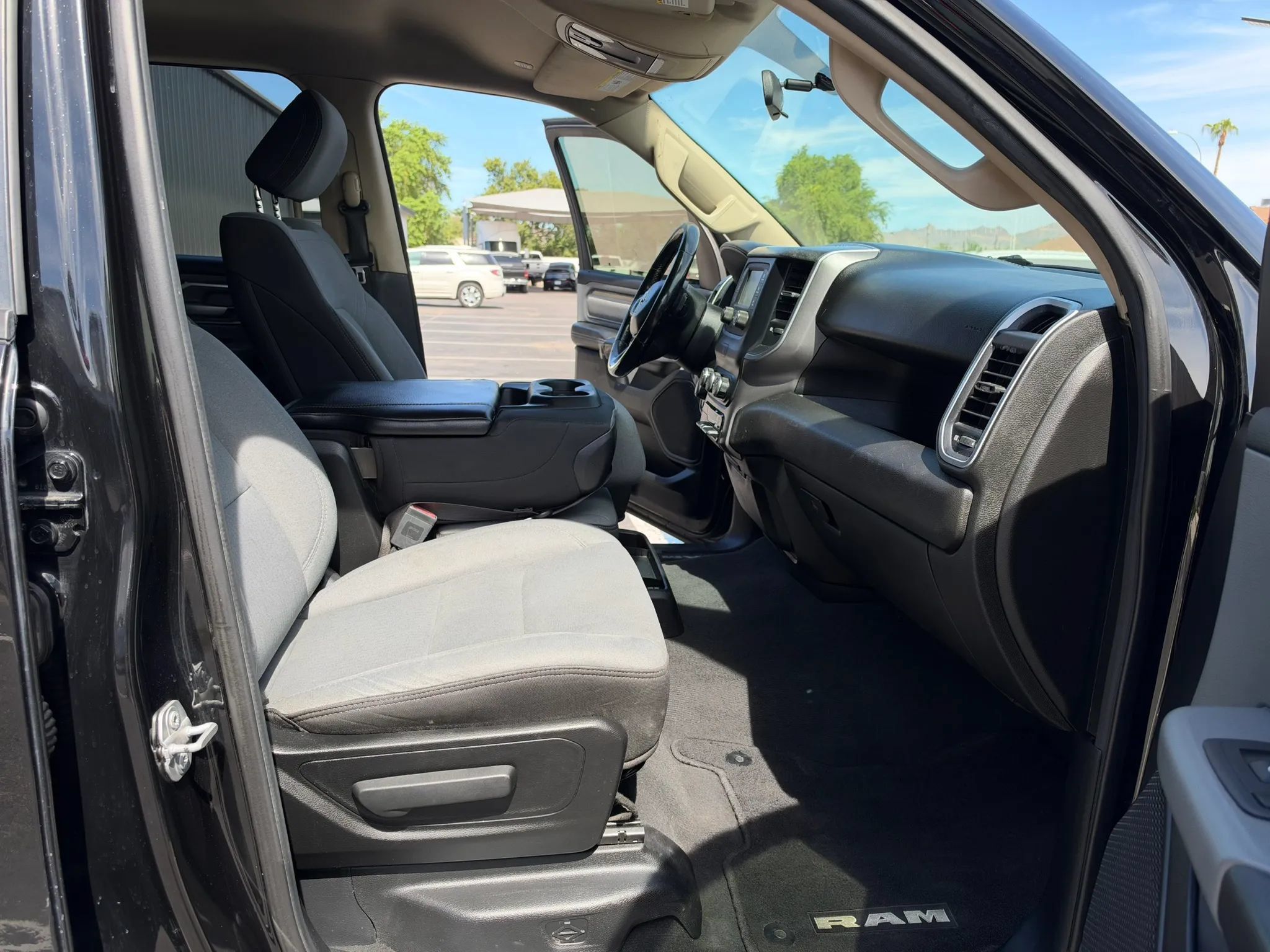 Used 2019 RAM 1500 Big Horn RWD image 16