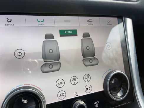 Used 2019 Land Rover Range Rover Sport HST image 22