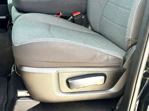 Used 2022 RAM 1500 Tradesman w/ Tradesman SXT Package image 13