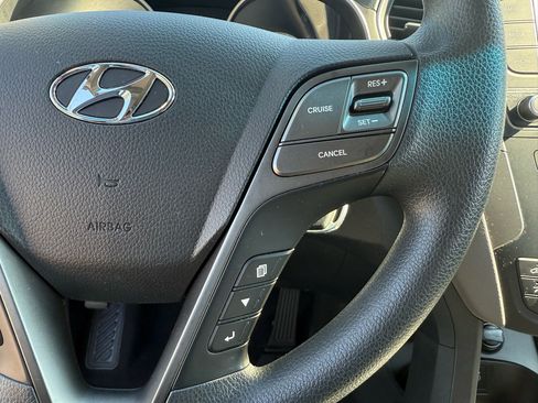 Used 2018 Hyundai Santa Fe Sport image 22