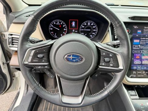 Used 2020 Subaru Outback Limited AWD/4WD image 16