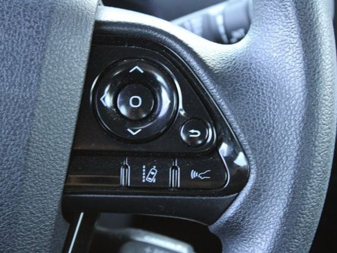 Used 2022 Toyota Prius L Eco image 15