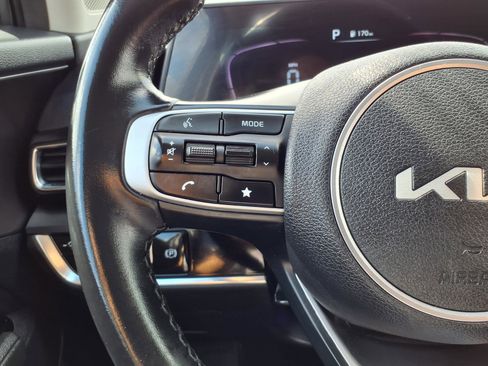 Used 2023 Kia Sportage EX image 15