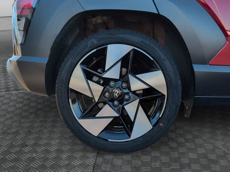 Certified 2024 Hyundai Kona Limited FWD image 23