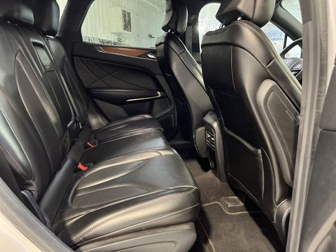 Used 2017 Lincoln MKC Select w/ Select Plus Package image 13