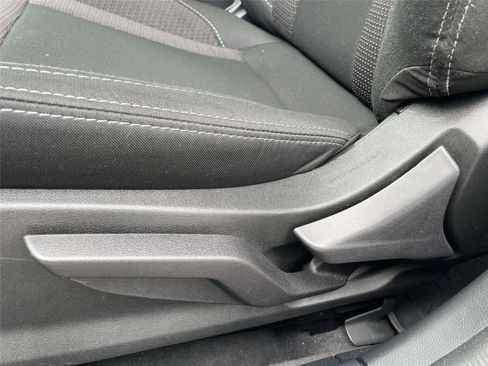 Certified 2025 Subaru Outback AWD/4WD image 13