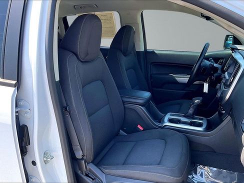 Used 2022 Chevrolet Colorado LT RWD image 7
