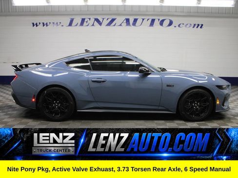 Used 2025 Ford Mustang GT Premium w/ GT Performance Package RWD image 1