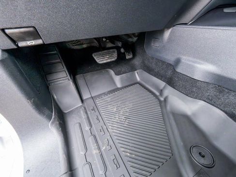 Used 2025 Ford Bronco Outer Banks image 34