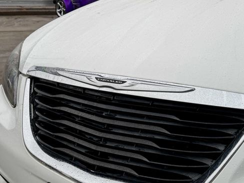 Used 2014 Chrysler 200 Touring w/ 200 S Group FWD image 8