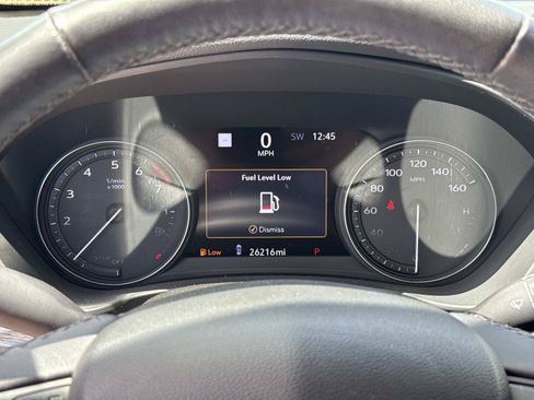 Used 2019 Cadillac XT4 Premium Luxury w/ Technology Package FWD image 19
