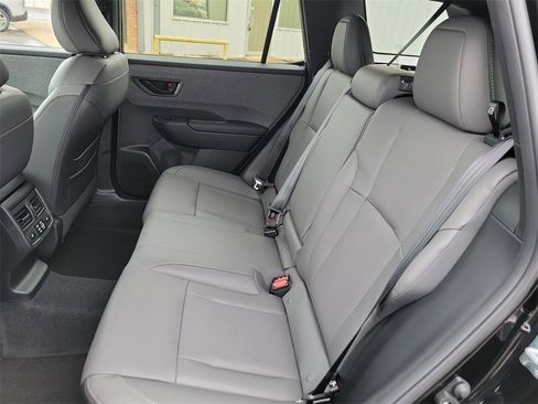 New 2026 Subaru Outback Limited image 13