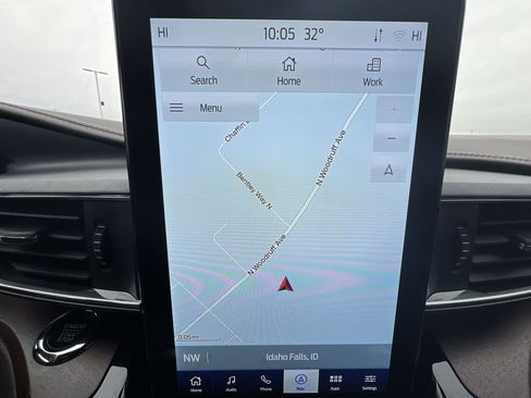 Used 2023 Ford Explorer King Ranch w/ Technology Package image 14