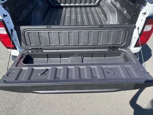 New 2026 GMC Canyon Denali image 56