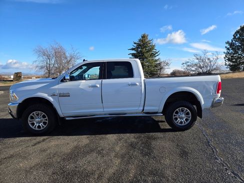 Used 2017 RAM 2500 Laramie w/ Protection Group image 8