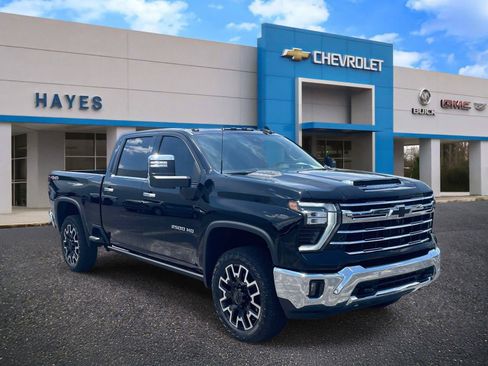 Certified 2025 Chevrolet Silverado 2500 LTZ w/ LTZ Premium Package AWD/4WD image 1