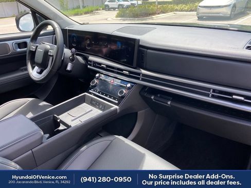 Certified 2025 Hyundai Santa Fe XRT AWD/4WD image 16