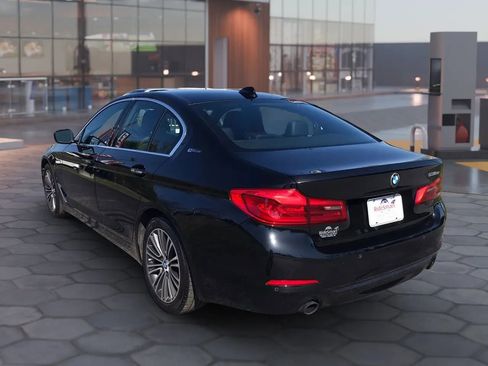 Used 2018 BMW 530e xDrive 530e xDrive iPerformance Sedan w/ Premium Package 2 image 9