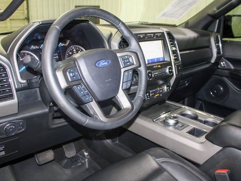 Used 2020 Ford Expedition XLT w/ Equipment Group 201A image 10