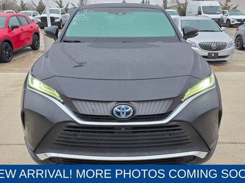 Used 2021 Toyota Venza Limited image 8