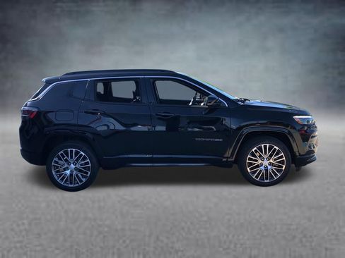 Used 2023 Jeep Compass Limited w/ Elite Group AWD/4WD image 14