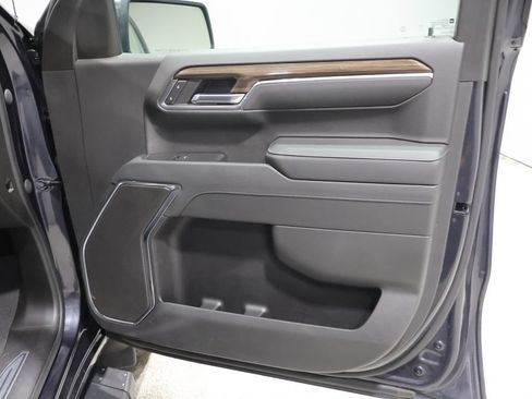 Used 2024 Chevrolet Silverado 1500 LT AWD/4WD image 23