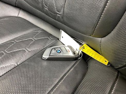 Used 2023 BMW X5 xDrive45e w/ Executive Package image 14