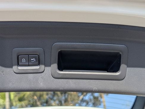 Certified 2024 MAZDA CX-90 Plug-In Hybrid w/ Premium Pkg image 15