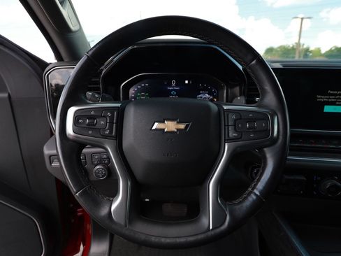 Used 2022 Chevrolet Silverado 1500 LTZ w/ LTZ Premium Package AWD/4WD image 8