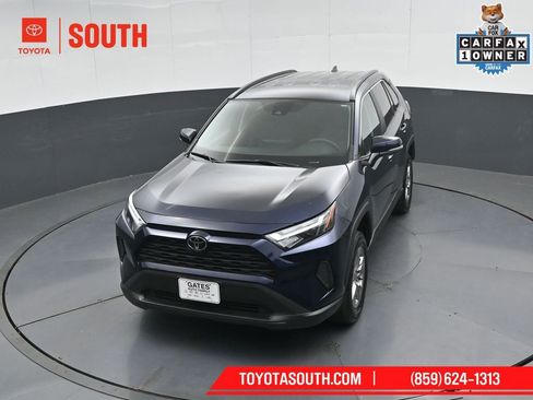 Used 2025 Toyota RAV4 XLE AWD/4WD image 47